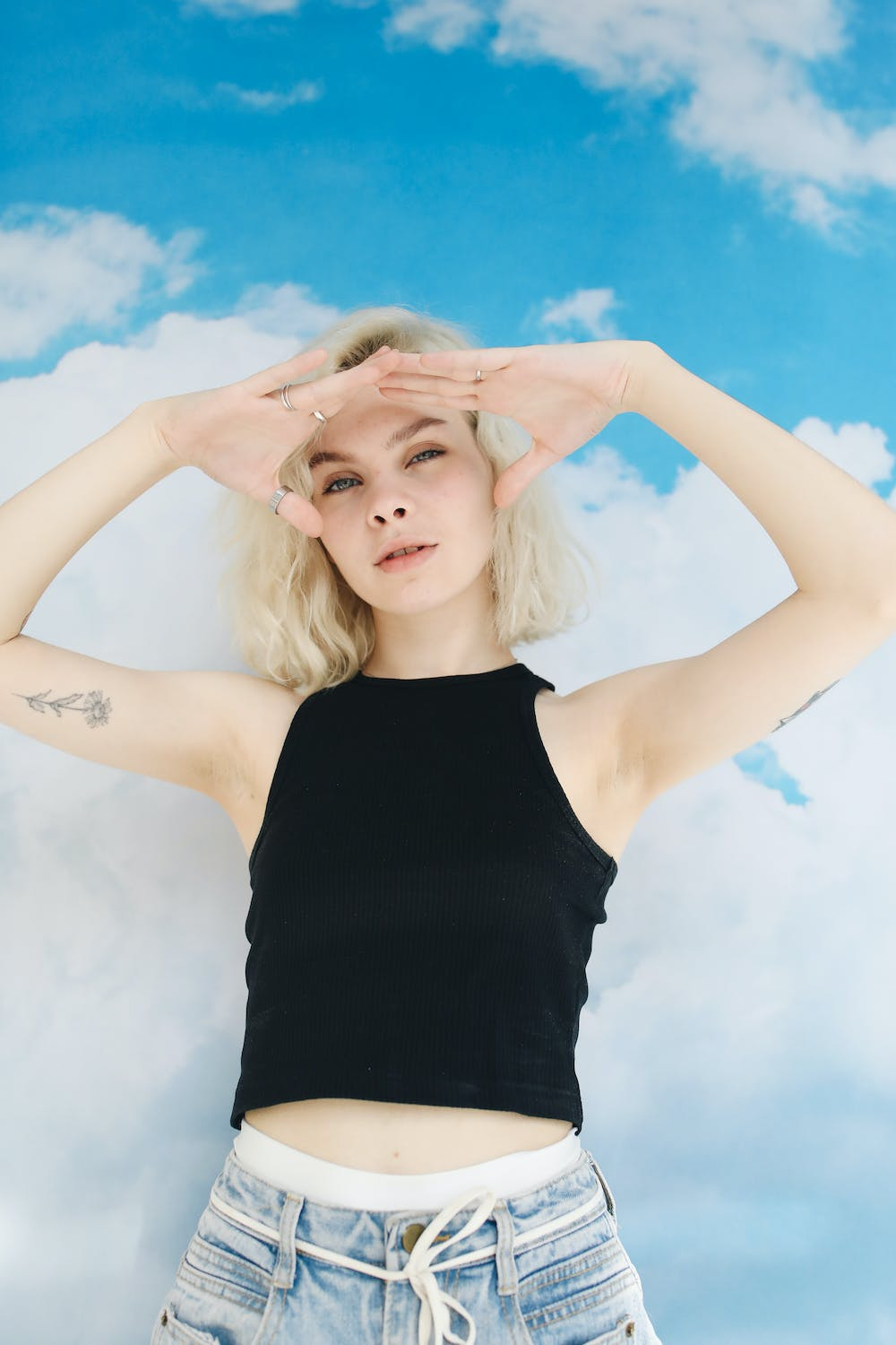 Basic Short Sleeve Scoop Neck Crop Top